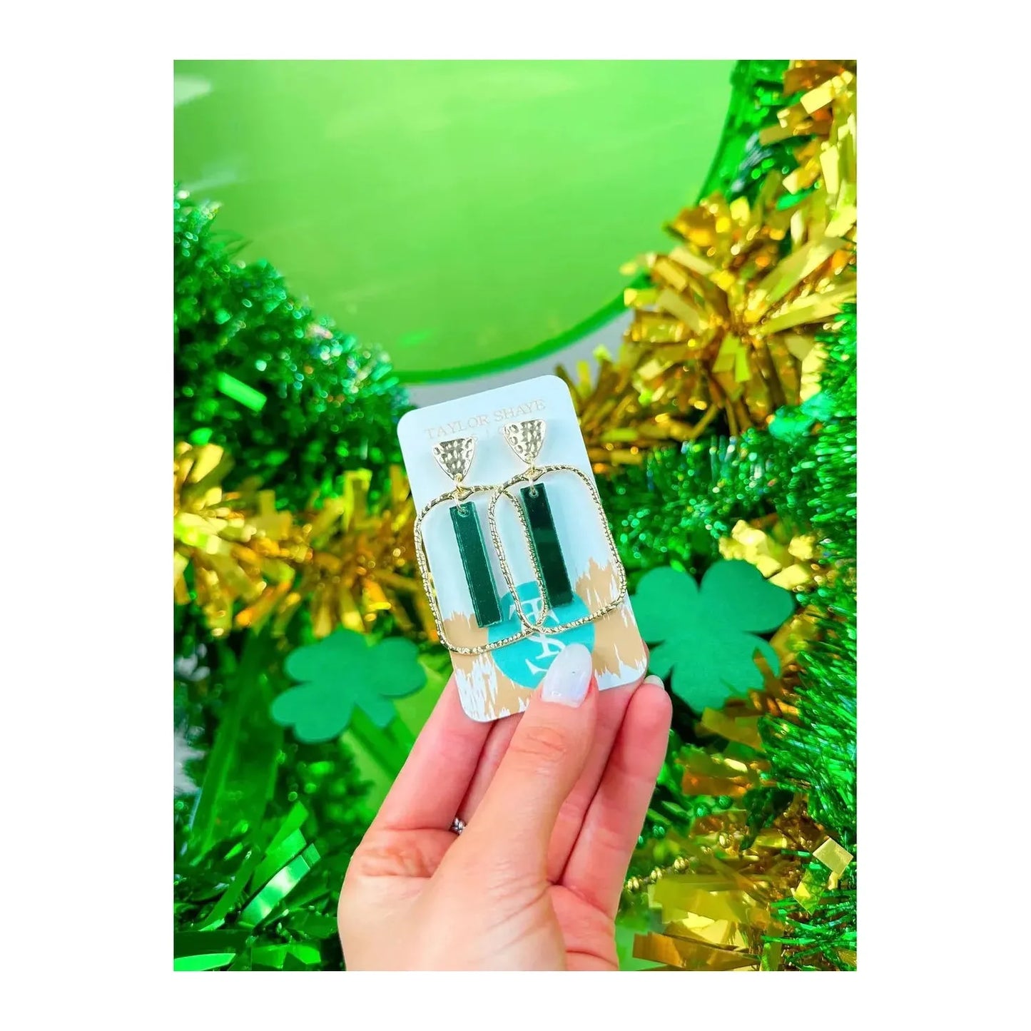 Glitter Stick Earrings (green)
