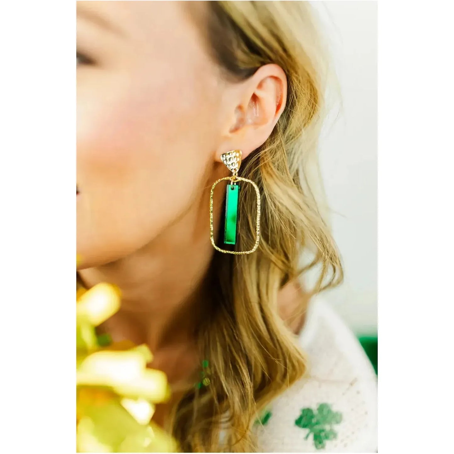 Glitter Stick Earrings (green)