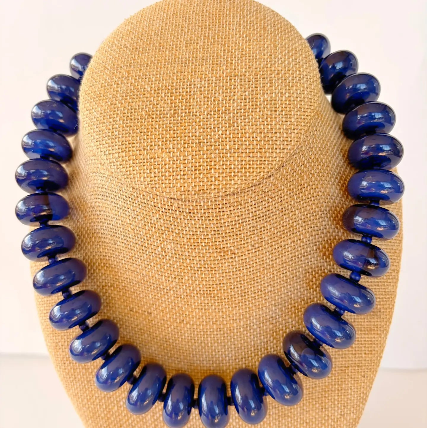 Rory Necklace (navy blue)