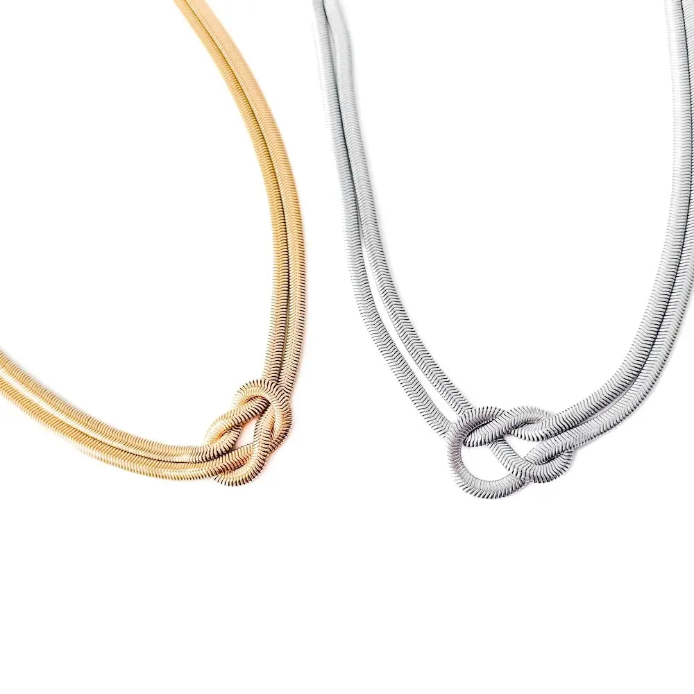 Tie the Knot Necklace (gold, waterproof)