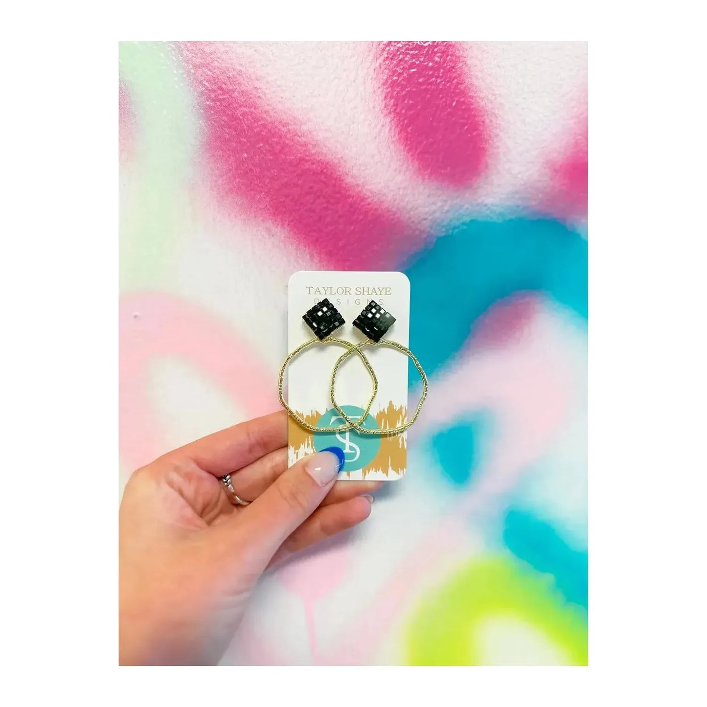 Jessie Hoops / Black