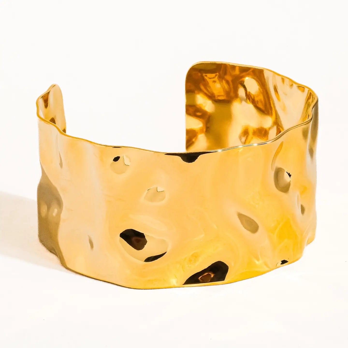 Baiser Cuff