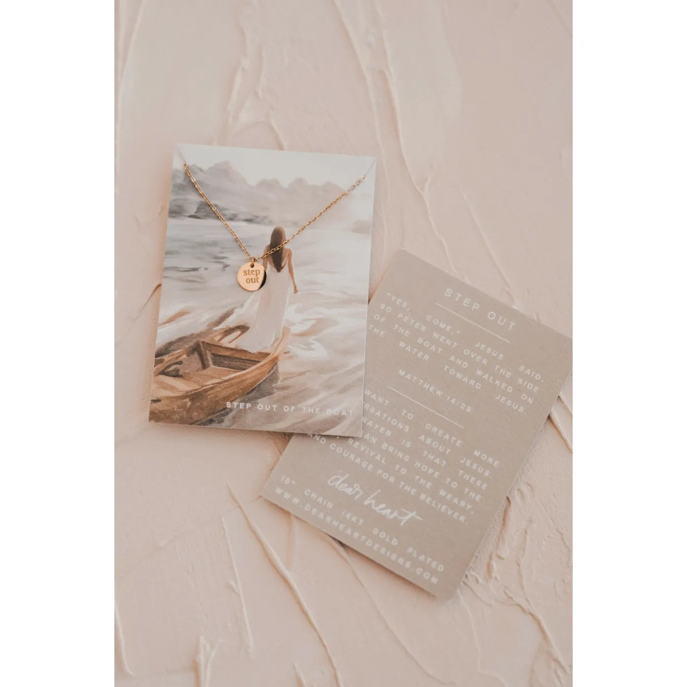 Step Out Disc Necklace