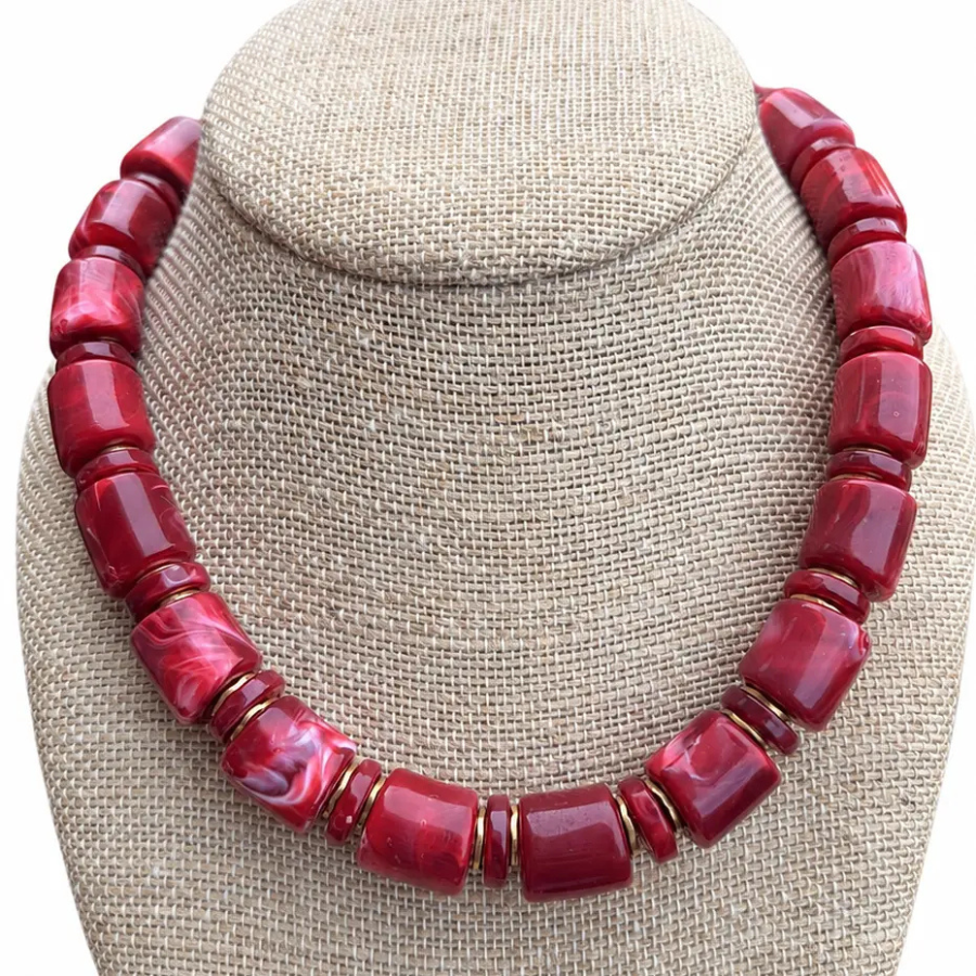 GeometricRedBeadedNecklace-The Katie Kollective