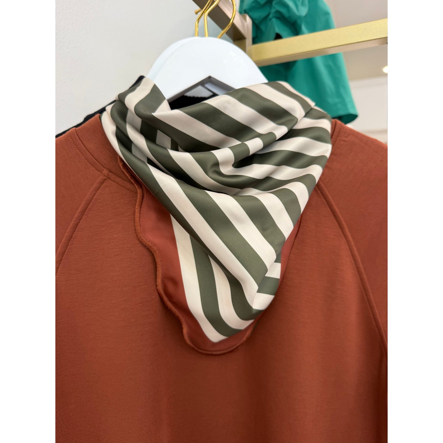 Scalloped Scarf