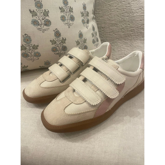 Lizzie Sneakers