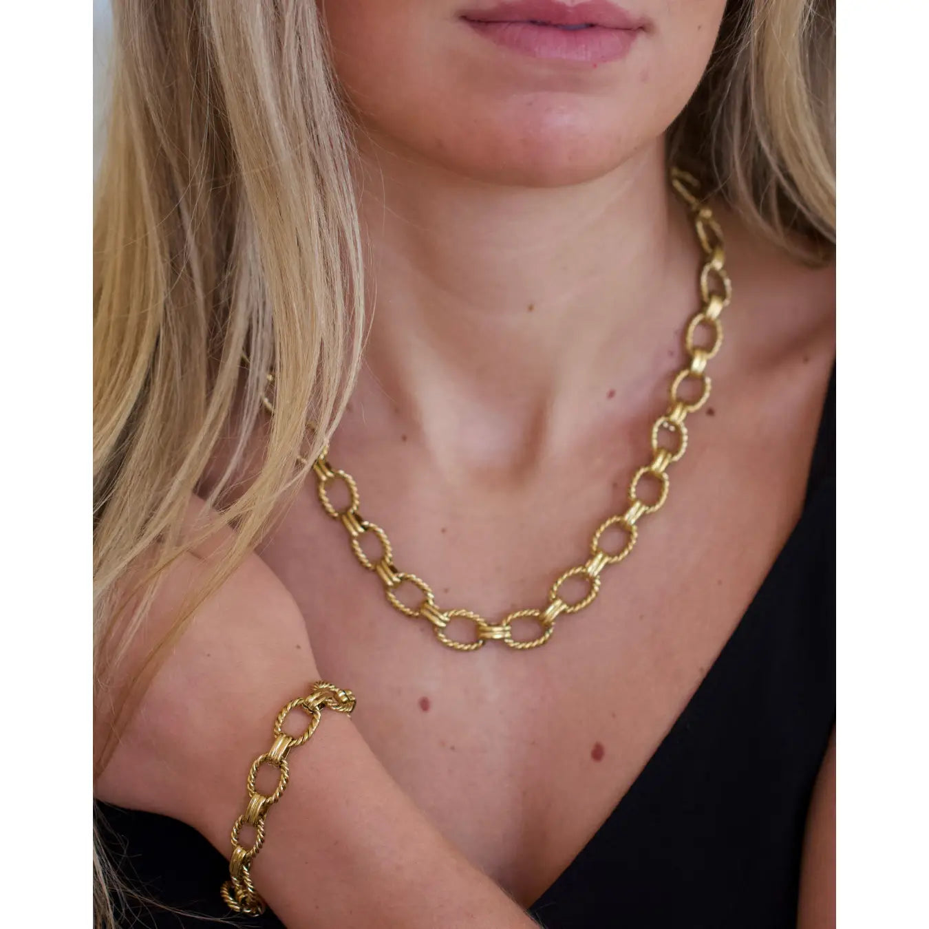Laurel Necklace