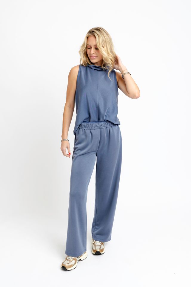 Quinn Top (denim blue)